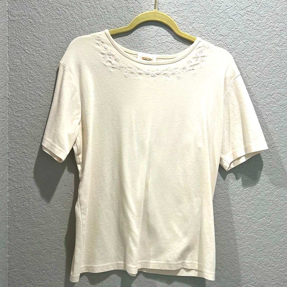 Talbots EUC cream colored t-Shirt size L